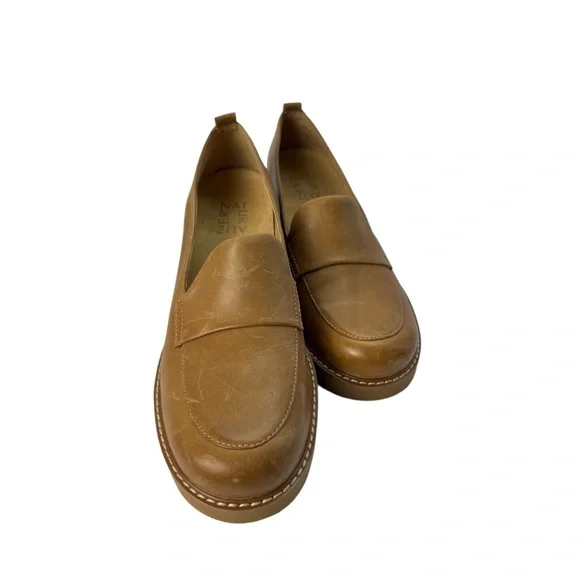 Naturalizer Women’s Darry Slip-On Lightweight Lug Sole Heeled Loafer Sz 6.5 W - Picture 4 of 9